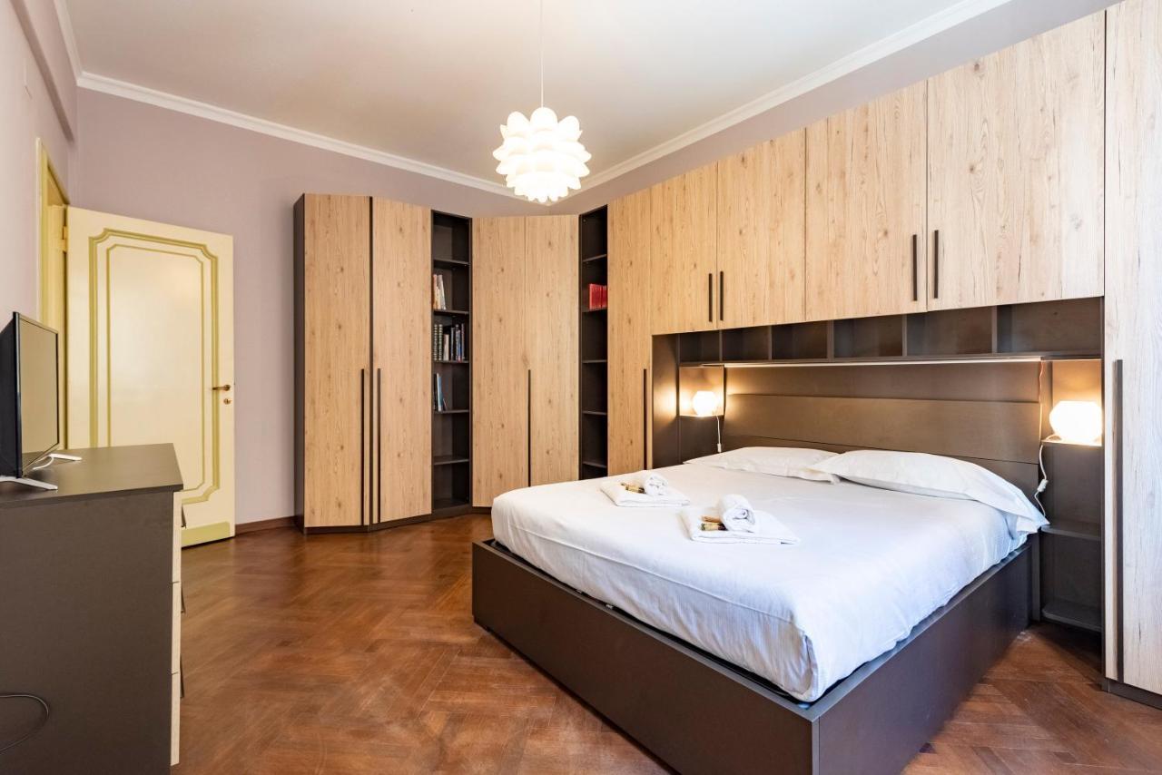 Ferienwohnung Joivy Cute Flat With Terrace Genua Exterior foto