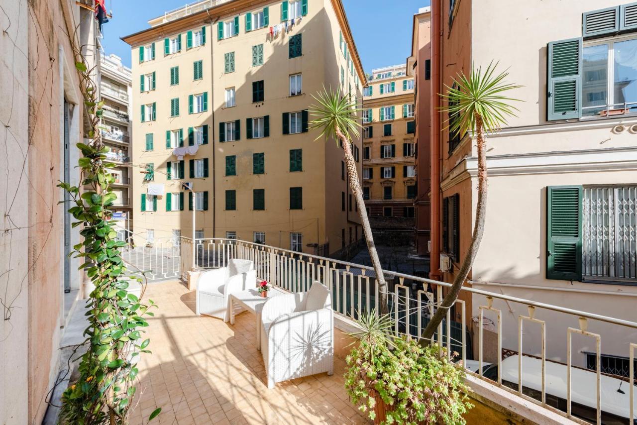 Ferienwohnung Joivy Cute Flat With Terrace Genua Exterior foto